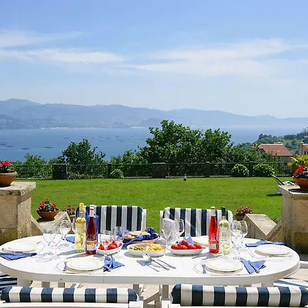 Sleeps 12 Pool Wifi Самиера
