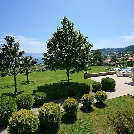 Sleeps 12 Pool Wifi Самиера