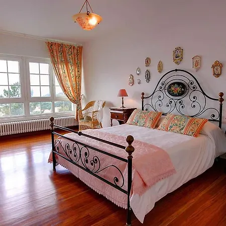 Sleeps 12 Pool Wifi Самиера